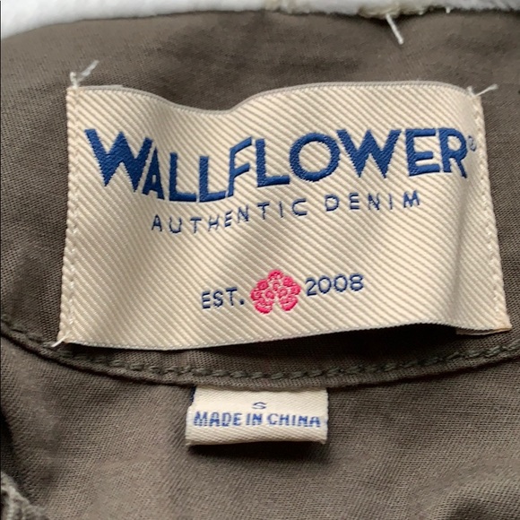 Jacket - Picture 2 of 2